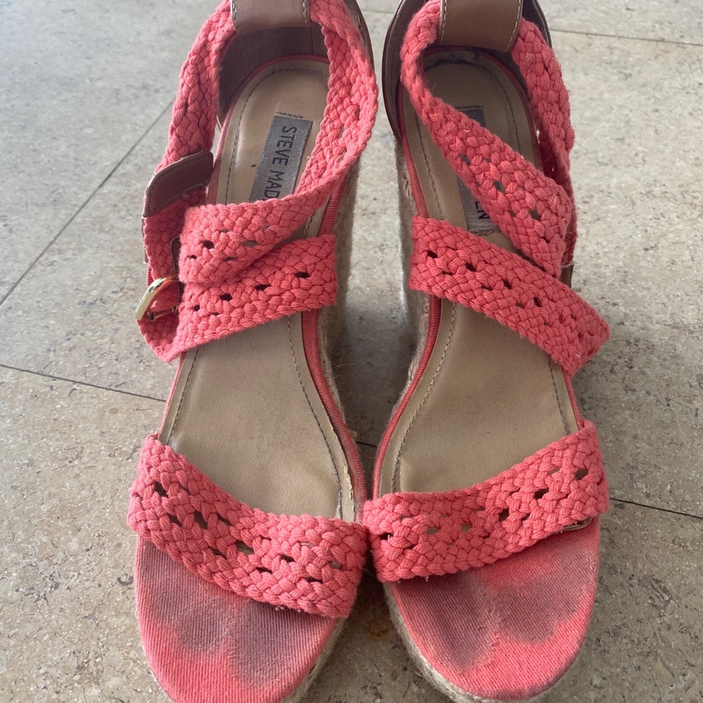 Steve Madden Pink wedge